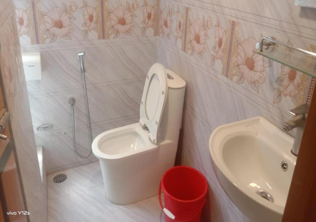 Rose Garden Guest House Khulna Екстериор снимка